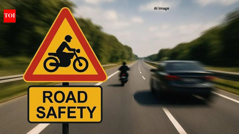 4 killed as SUV rams into Bhavani devotees on national highway near Andhra Pradesh Kakinada | Vijayawada News