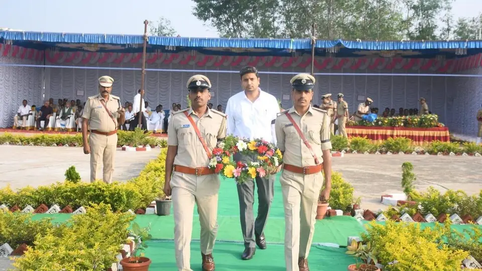 ‘Society should extend support to families of police martyrs’