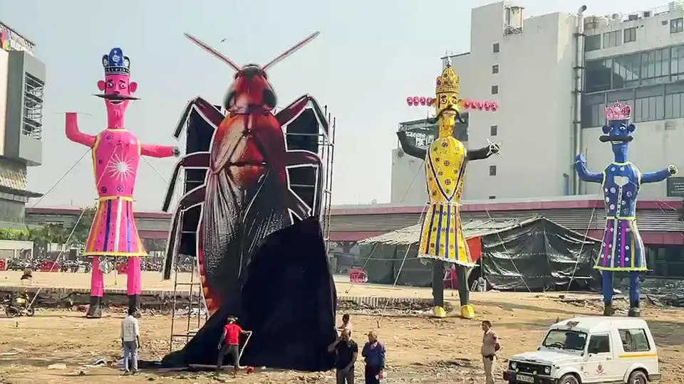 CJP’s Abhijeet Dipke thanks Delhi Ramlila organisers for 'free publicity' over cockroach effigy
