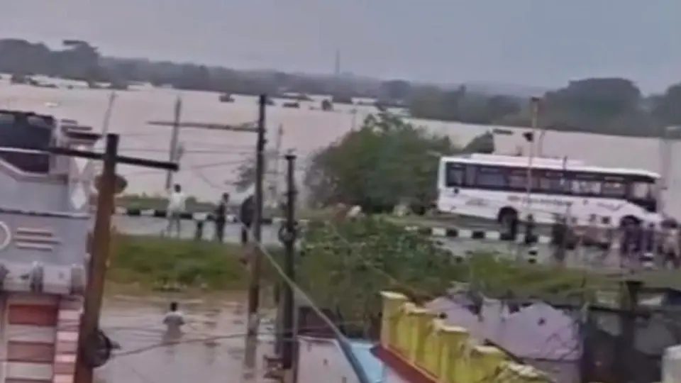 Flash floods leave AP-Odisha border villages inundated, traffic on NH-16 disrupted