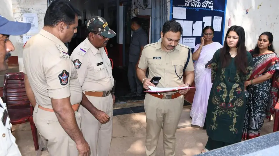 Police personnel urged to ensure peaceful conduct of nomination scrutiny process
