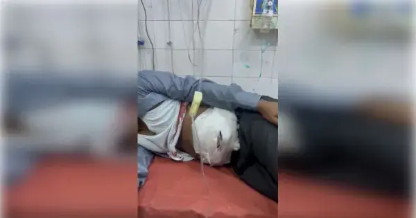 जौनपुर में मूर्ति विसर्जन के दौरान चाकूबाजी , युवक के पेट में फंसा चाकू
