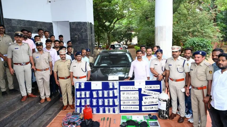 Four arrested for ATM theft in Bidar district; ₹32 lakh worth of property seized