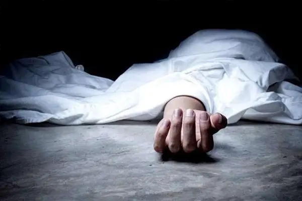 Greater Noida : 13 - year - old boy dies after falling from 12th floor ; police investigating based on CCTV footage , Greater Noida News in Hindi