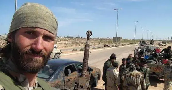 U Matthew VanDyke , six Ukrainians held in arms training case allowed longer stay outside India