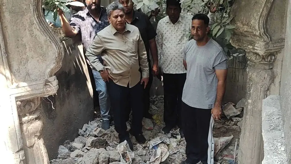 Historic arch damaged in Hyderabad Attapur , AIMIM seeks action