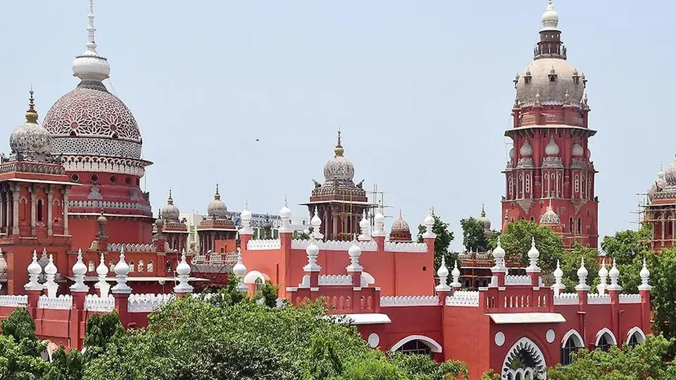 Madras High Court pulls up T.N. HR&CE department for failing to act promptly against an erring EO in 2011