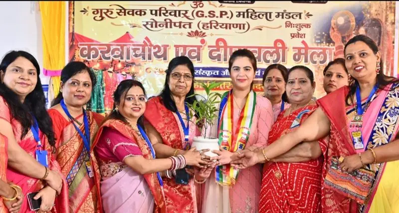 महिलाओं को प्रतिभा दिखाने का बेहतर मंच देते हैं मेले : समीक्षा पंवार