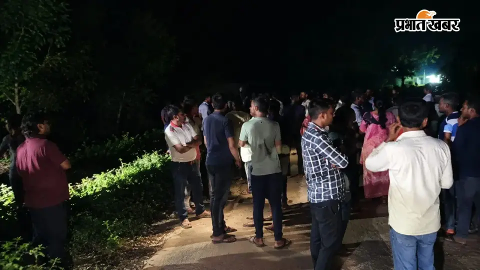 दुर्गा पूजा में दामोदर तट पर नरबलि ! पत्नी - पिता को काट डाला